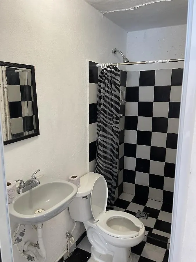 Casa Nova! Private Bathroom And Room Cancun Guest house